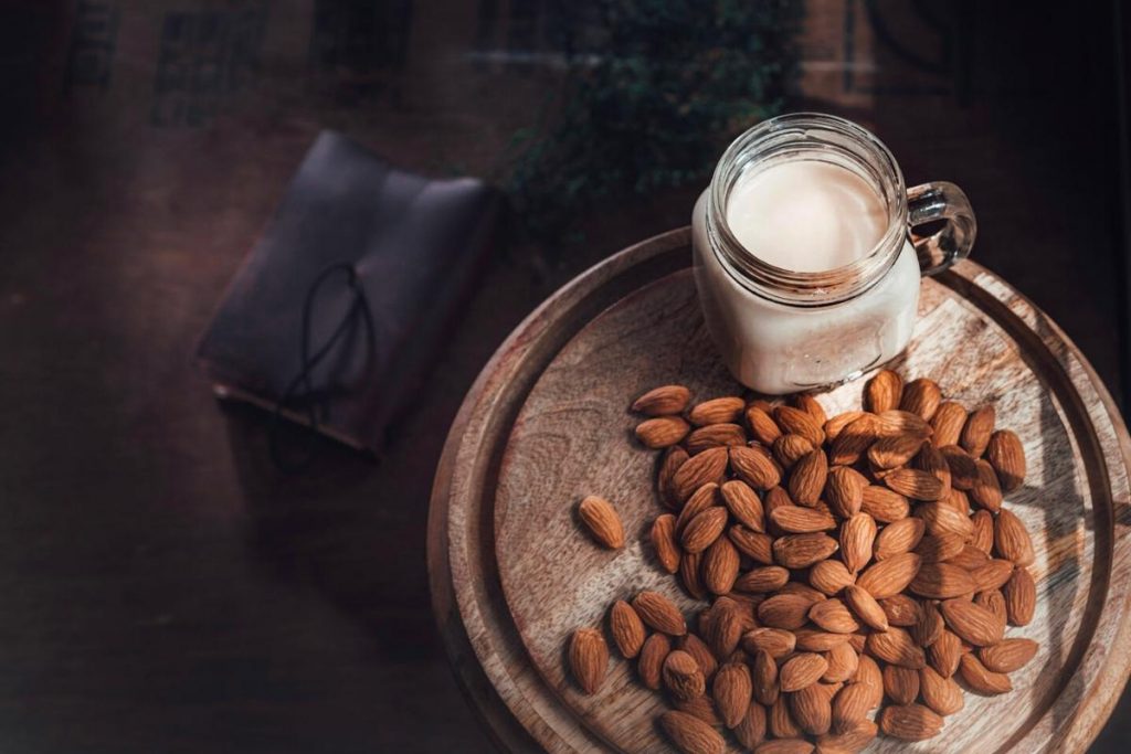 How To Make Almond Milk at Home
